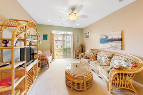 Grande at Canal Pointe - 19708 Chelmer Dr, Unit #9